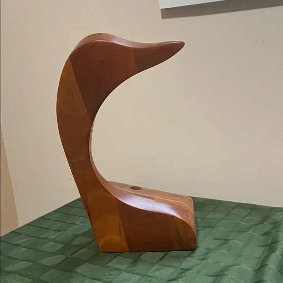 Vintage  Wooden Swan Sculpture with Natural Tones - Picture 11 of 15